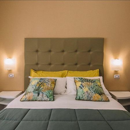 Bed and Breakfast Tiziana'S House Salerno Exterior foto